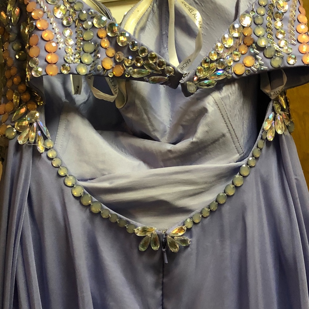 Prom dress - Picture 2 of 4